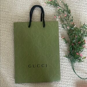 Gucci Green Paper Gift Bag Black Logo Subtle Pattern 13.75" x 10.25" x 5.5"